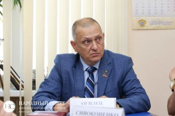 Дмитрий Огилец: обращения военнослужащих и членов их семей заслуживают приоритетного отношения