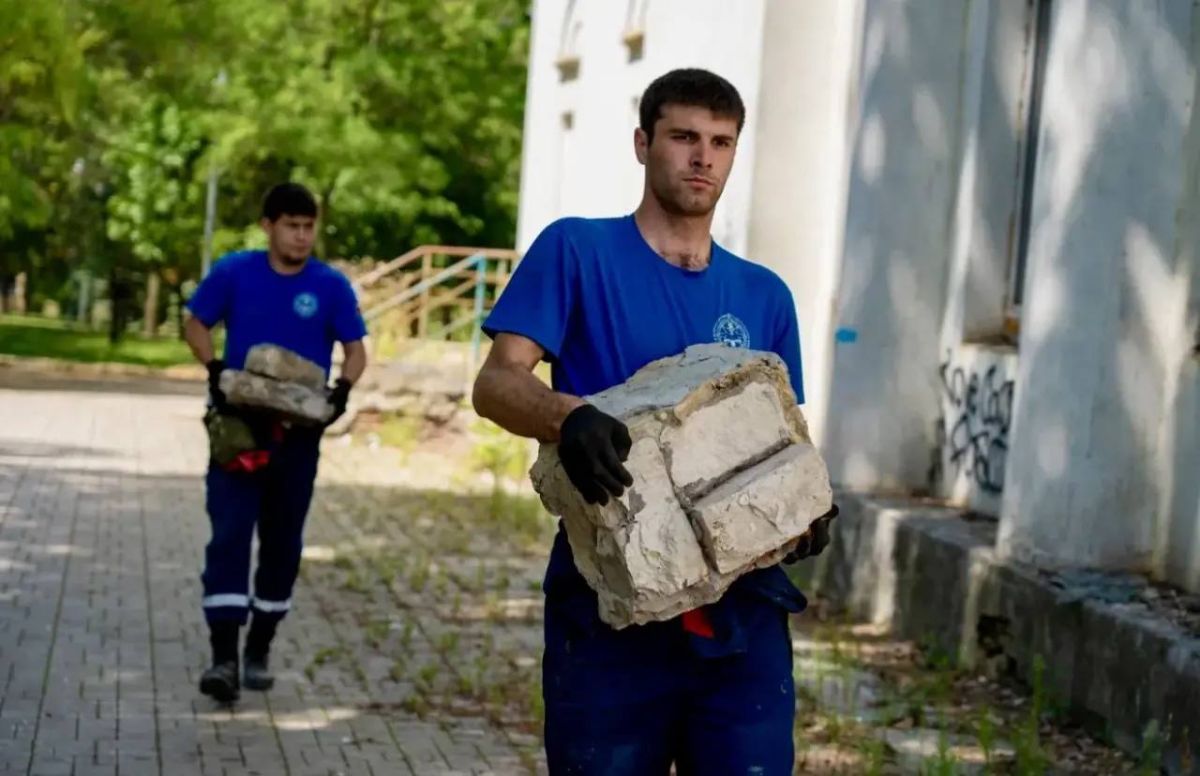 Кинотеатр, в который не нужен билет… Кинотеатр, в который не нужен билет…