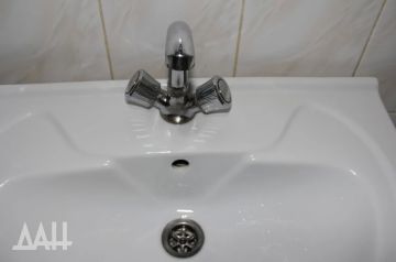 Часть Пролетарского района Донецка осталась без воды из-за ремонта ЛЭП