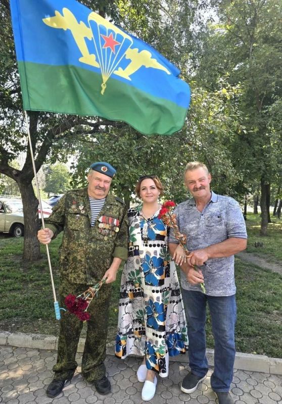 Дмитрий Огилец: Сегодня Макеевская городская организация "Российский союз ветеранов Афганистана и специальных военных операций" провела торжественное мероприятие, посвящённое празднованию Дня Воздушно-десантных войск Дмитрий Огилец: Сегодня Макеевская городская организация "Российский союз ветеранов Афганистана и специальных военных операций" провела торжественное мероприятие, посвящённое празднованию Дня Воздушно-десантных войск