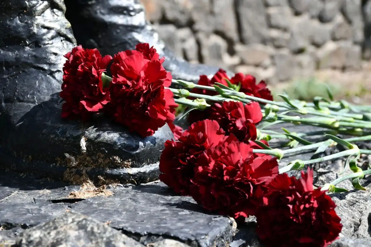 Воздушно-десантные войска по праву считаются элитой наших Вооруженных сил Воздушно-десантные войска по праву считаются элитой наших Вооруженных сил