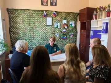 «Никто, кроме нас»: в Новоазовском отделении КСВО ДНР прошел исторический час ко Дню ВДВ