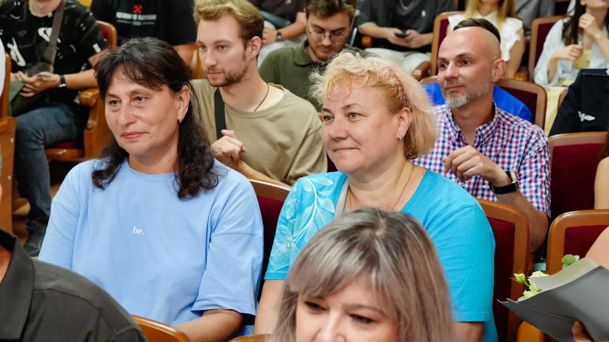 День железнодорожника на Детской железной дороге: наградили тех, кто держит движение Республики День железнодорожника на Детской железной дороге: наградили тех, кто держит движение Республики