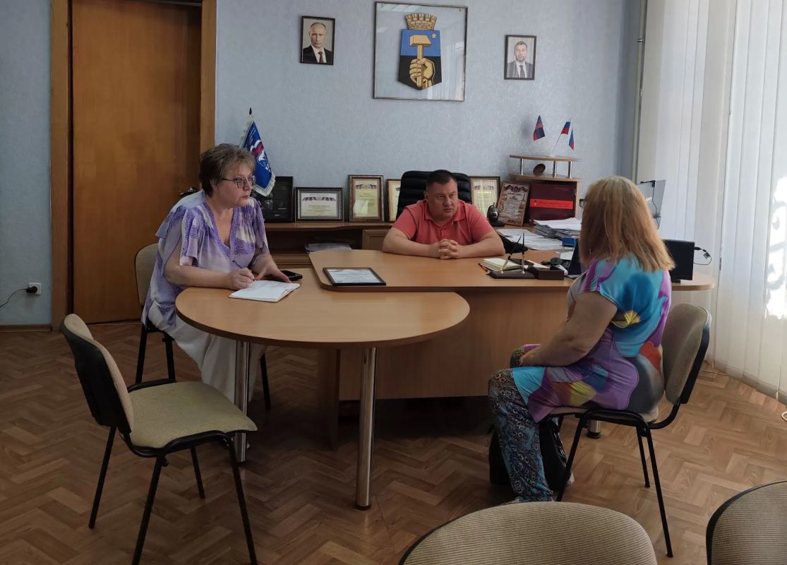 Иван Адамец: Сегодня, 3 августа, в Управе Куйбышевского района провёл плановый приём граждан Иван Адамец: Сегодня, 3 августа, в Управе Куйбышевского района провёл плановый приём граждан