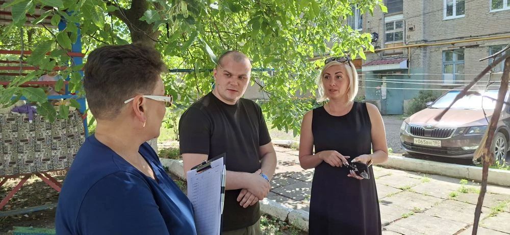 Денис Зубов: 03 августа заместитель главы администрации городского округа Иловайск Криза Сергей Александрович провел очередную встречу с жителями муниципального образования, направленную на развитие открытого диалога с... Денис Зубов: 03 августа заместитель главы администрации городского округа Иловайск Криза Сергей Александрович провел очередную встречу с жителями муниципального образования, направленную на развитие открытого диалога с...