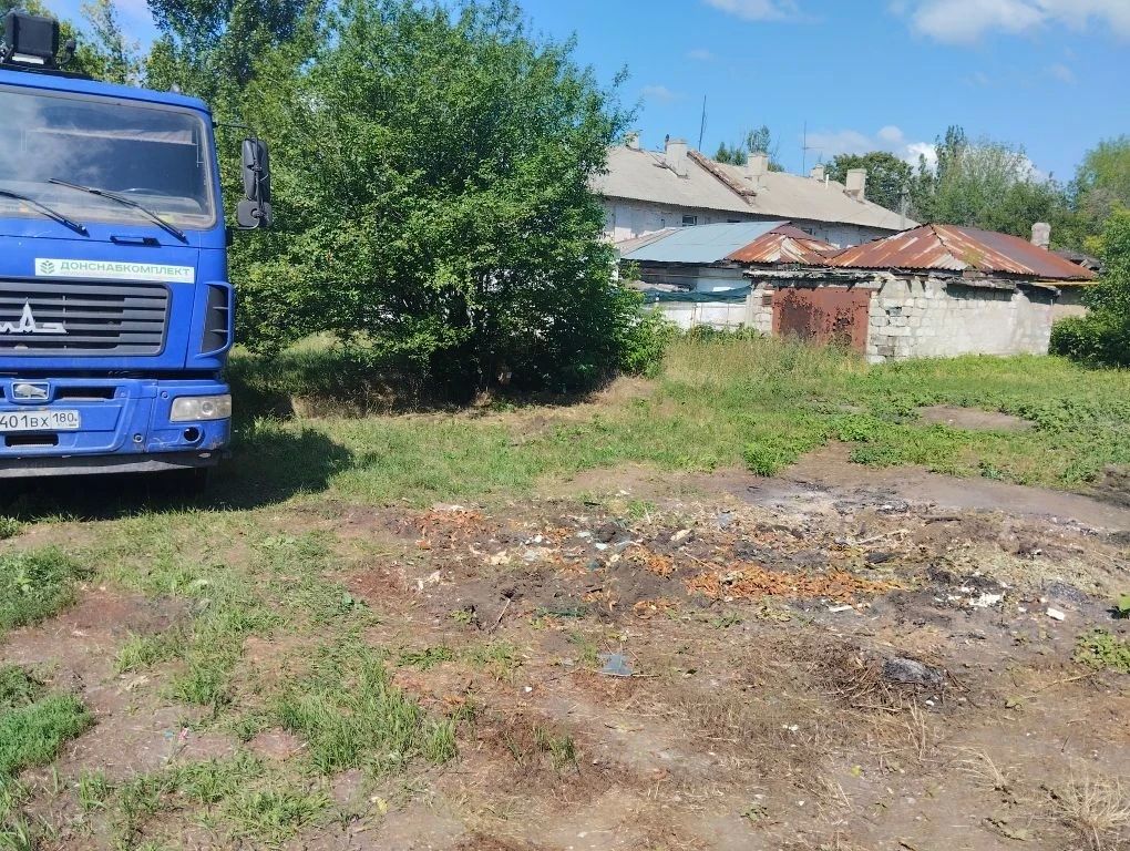 31 июля, с целью приведения территории в надлежащее санитарное состояние в Кировском внутригородском районе выполнены работы по вывозу крупногабаритных накоплений мусора на контейнерных площадках по адресам: ул. Парижской... 31 июля, с целью приведения территории в надлежащее санитарное состояние в Кировском внутригородском районе выполнены работы по вывозу крупногабаритных накоплений мусора на контейнерных площадках по адресам: ул. Парижской...