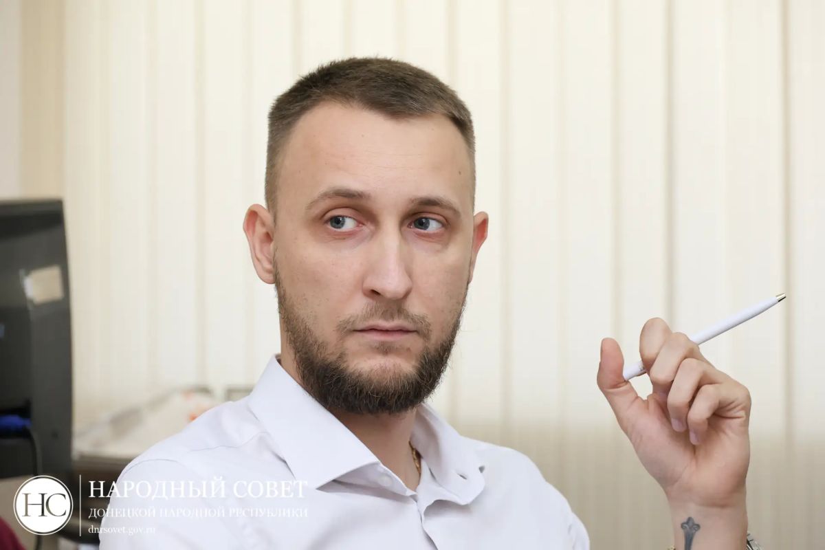 Комитет Народного Совета ДНР рассмотрел вопросы правового регулирования и исполнения федеральных рекомендаций Комитет Народного Совета ДНР рассмотрел вопросы правового регулирования и исполнения федеральных рекомендаций