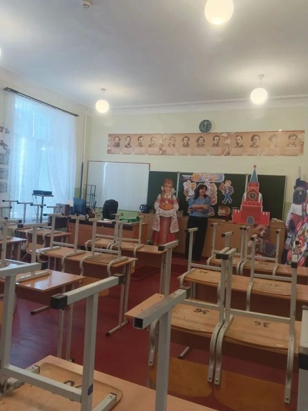 3 августа заместитель главы администрации городского округа Иловайск Дорошилова Елена Владимировна осуществила плановый объезд общеобразовательных учреждений муниципального образования с целью проведения комплексного анализа... 3 августа заместитель главы администрации городского округа Иловайск Дорошилова Елена Владимировна осуществила плановый объезд общеобразовательных учреждений муниципального образования с целью проведения комплексного анализа...
