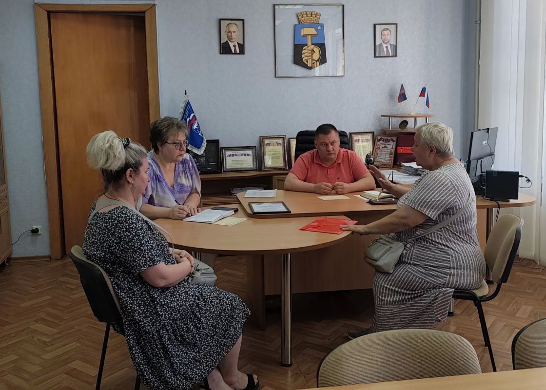 Иван Адамец: Сегодня, 3 августа, в Управе Куйбышевского района провёл плановый приём граждан Иван Адамец: Сегодня, 3 августа, в Управе Куйбышевского района провёл плановый приём граждан