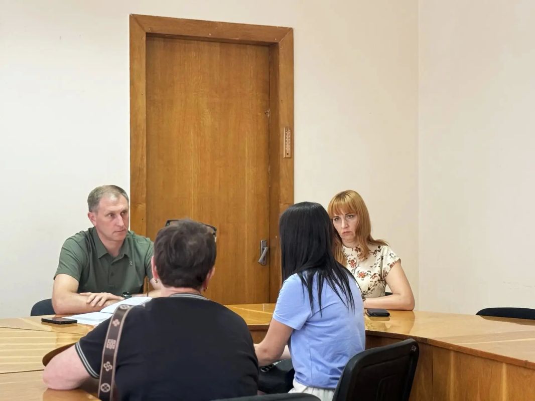 Глава Шахтерского округа ответил на вопросы жителей Глава Шахтерского округа ответил на вопросы жителей