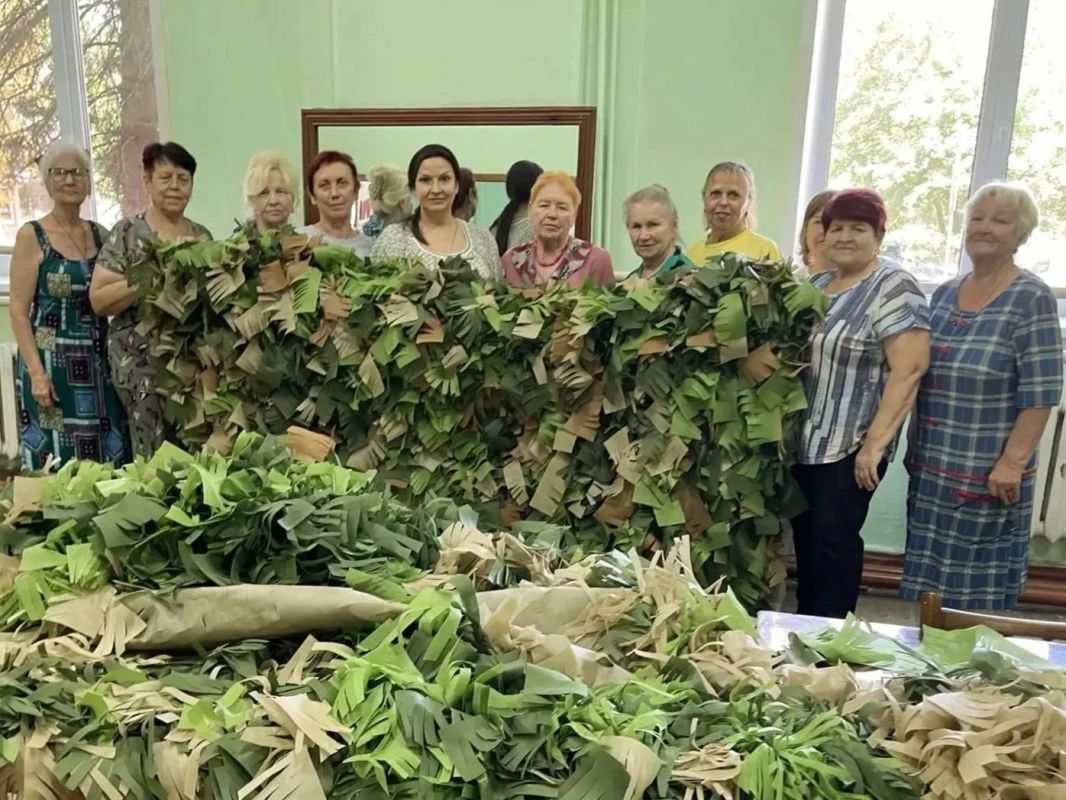 Маскировочные сети для передовой – вклад донецких женщин в общую Победу