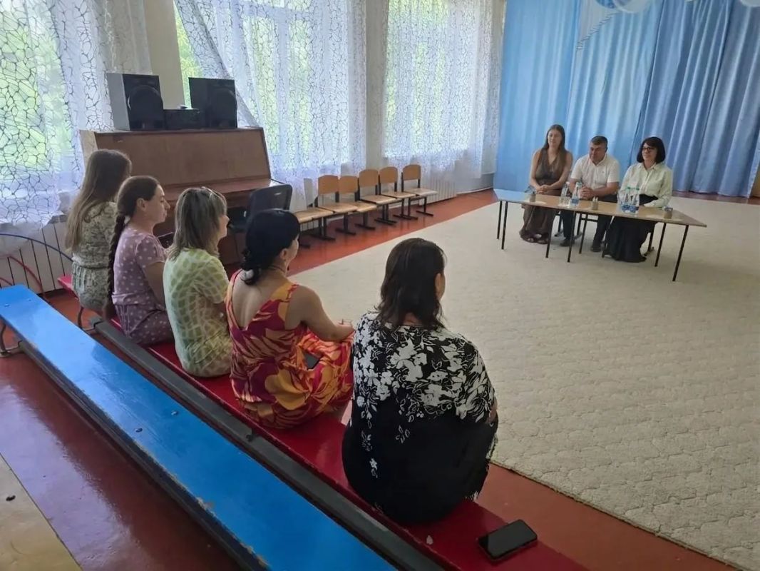 Встречи с трудовым коллективом в Ленинском районе города Донецка продолжаются
