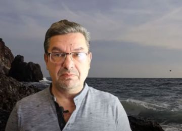 Михаил Онуфриенко: … с Михаилом Онуфриенко …. Главной новостью воскресенья стало /для меня/ обрушение пролета моста в Затоке качественно прилетевшей ракетой