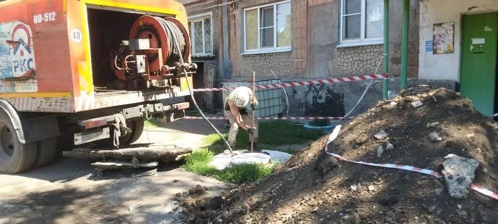 В рамках сотрудничества с шеф-регионом — Самарской областью — специалисты предприятия «СамРЭК» продолжают реализацию комплекса мероприятий по модернизации и обслуживанию инженерных сетей городского округа Снежное В рамках сотрудничества с шеф-регионом — Самарской областью — специалисты предприятия «СамРЭК» продолжают реализацию комплекса мероприятий по модернизации и обслуживанию инженерных сетей городского округа Снежное