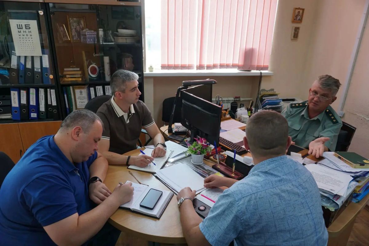 Делегация Минприроды ДНР посетила Комитет природных ресурсов, лесного хозяйства и экологии Волгоградской области Делегация Минприроды ДНР посетила Комитет природных ресурсов, лесного хозяйства и экологии Волгоградской области