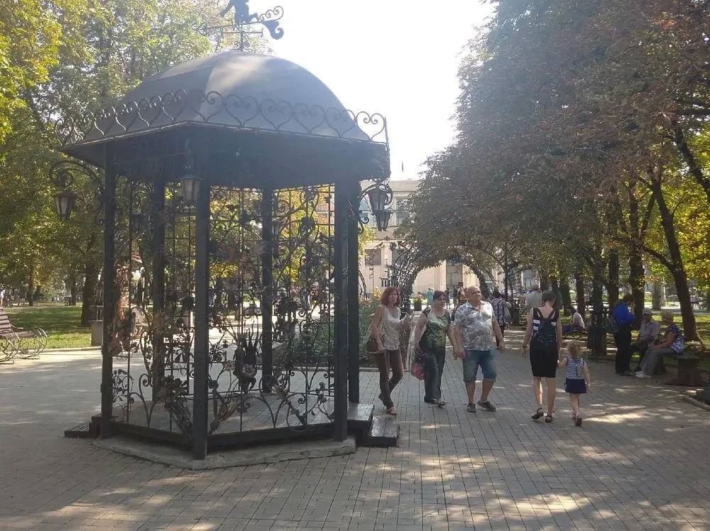 В Парке кованых фигур завершили ремонт арт-объектов раньше срока В Парке кованых фигур завершили ремонт арт-объектов раньше срока