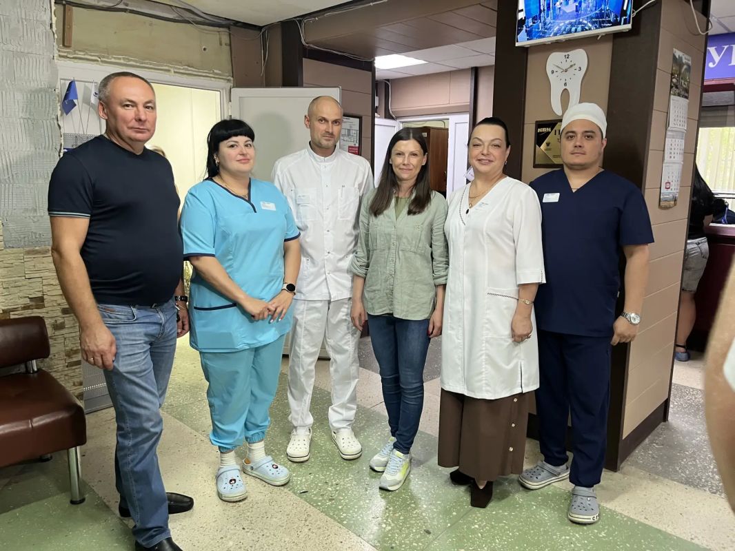 Ирина Куксенкова: В этой стоматологической поликлинике Донецка удивительный коллектив! С каким трепетом и ответственностью они относятся к пациентам, среди которых есть и ветераны СВО Ирина Куксенкова: В этой стоматологической поликлинике Донецка удивительный коллектив! С каким трепетом и ответственностью они относятся к пациентам, среди которых есть и ветераны СВО