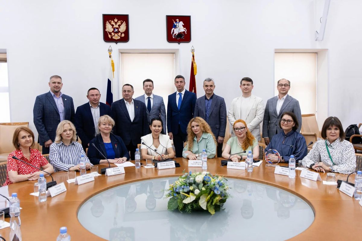 Приняла участие в заседании Комитета по межнациональным отношениям и внешнеэкономическим связям Совета руководителей представительств субъектов РФ