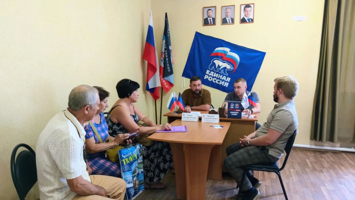 Дмитрий Блинов: Живой диалог — лучший способ наладить жизнь в округе Дмитрий Блинов: Живой диалог — лучший способ наладить жизнь в округе