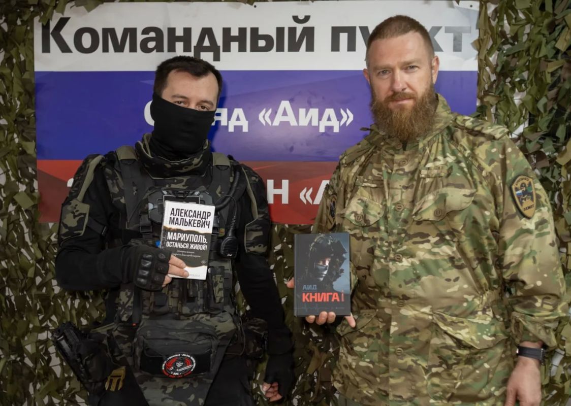 Встретились с Александром Малькевичем – большим другом Спецназа «Ахмат», журналистом и писателем – а теперь еще и бойцом