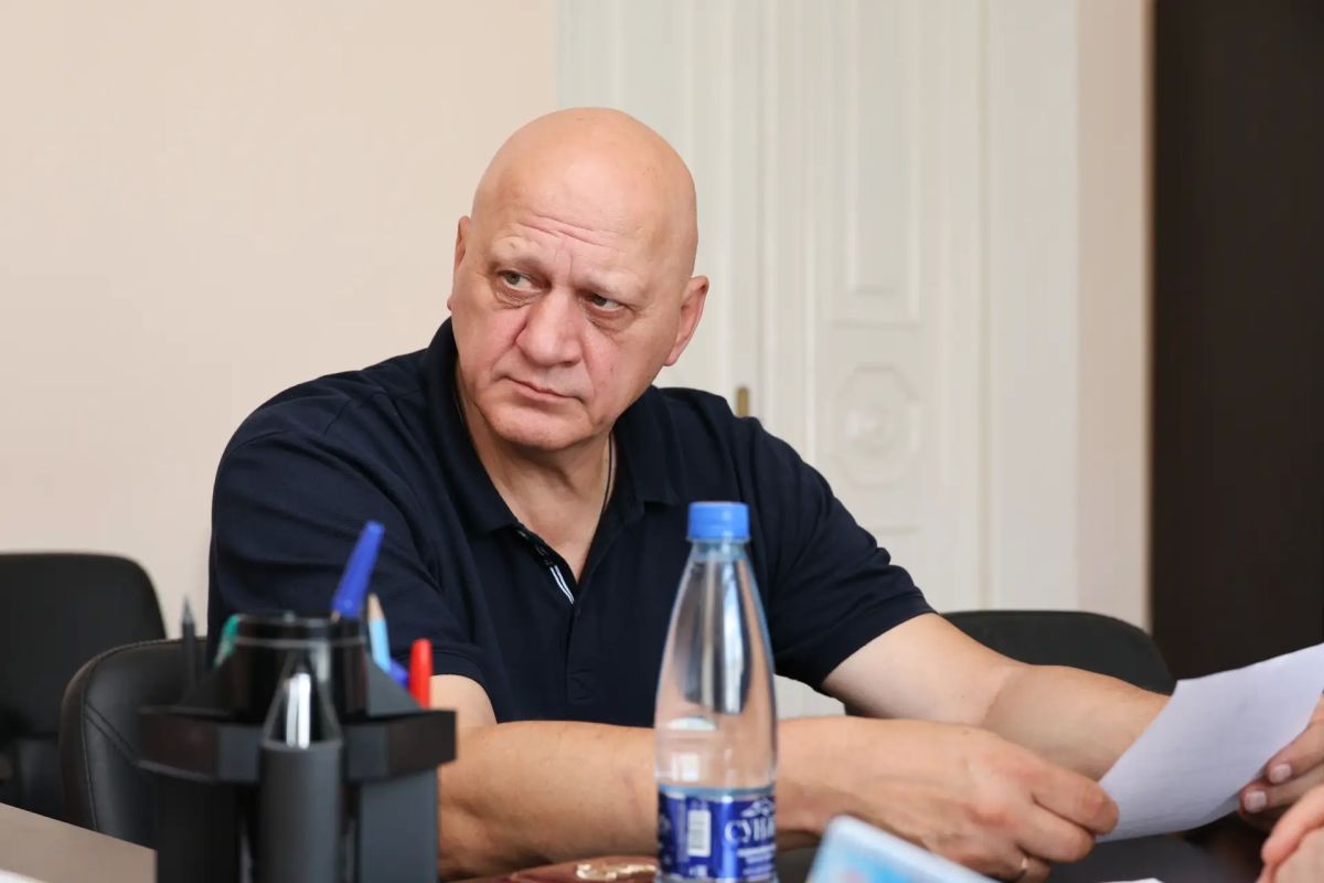 Виктор Ищенко прокомментировал предлагаемые изменения в сфере табачных изделий и никотинсодержащей продукции Виктор Ищенко прокомментировал предлагаемые изменения в сфере табачных изделий и никотинсодержащей продукции