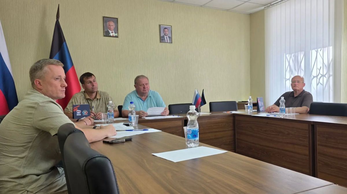 РАБОТА КОМИТЕТОВ. Михаил Рыбаков провел заседание постоянного комитета по вопросам местного самоуправления, регламента, кадров и депутатской этики РАБОТА КОМИТЕТОВ. Михаил Рыбаков провел заседание постоянного комитета по вопросам местного самоуправления, регламента, кадров и депутатской этики