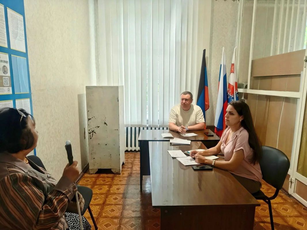 Глава Снежного ответил на вопросы жителей Глава Снежного ответил на вопросы жителей