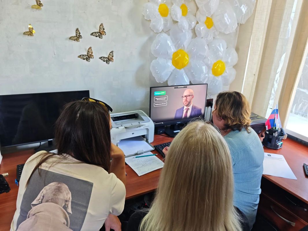 В Донецке реализуется федеральный проект "Зелёная экономика" В Донецке реализуется федеральный проект "Зелёная экономика"
