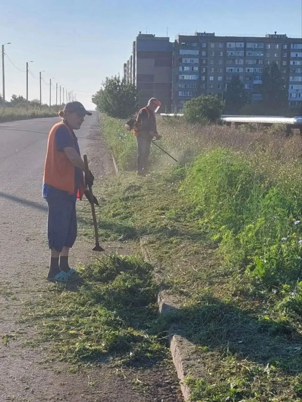 В Кировском продолжаются мероприятия по благоустройству В Кировском продолжаются мероприятия по благоустройству