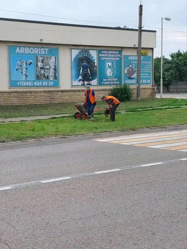 В Кировском продолжаются мероприятия по благоустройству В Кировском продолжаются мероприятия по благоустройству