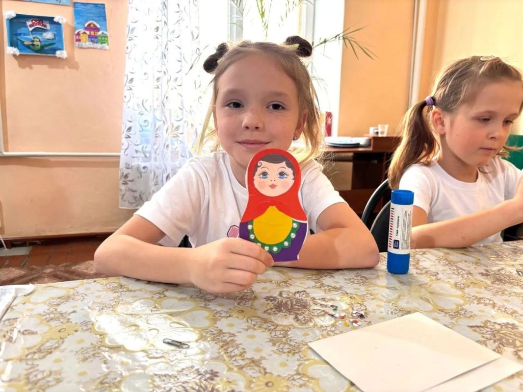 В Снежном прошли познавательные и развлекательные встречи В Снежном прошли познавательные и развлекательные встречи