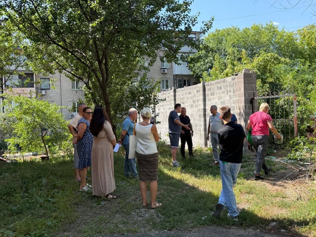 Состоялась встреча с жителями Ворошиловского района Состоялась встреча с жителями Ворошиловского района
