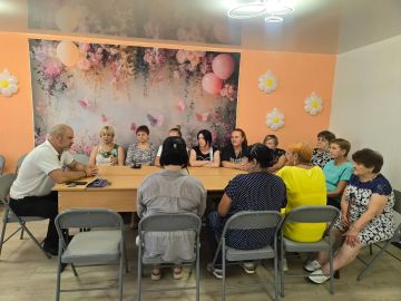 Сергей Желновач обсудил с работниками социальной сферы Дебальцево актуальные вопросы развития города