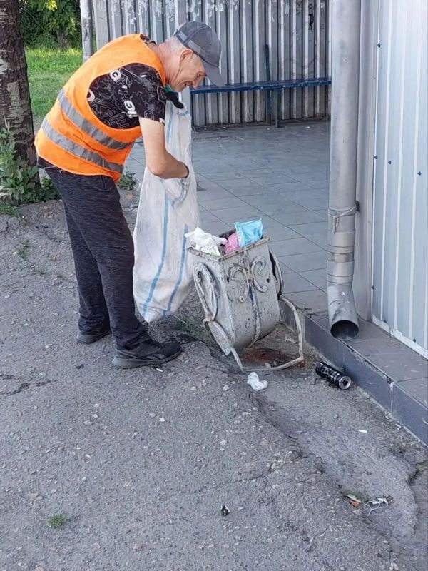 В Кировском продолжаются мероприятия по благоустройству В Кировском продолжаются мероприятия по благоустройству