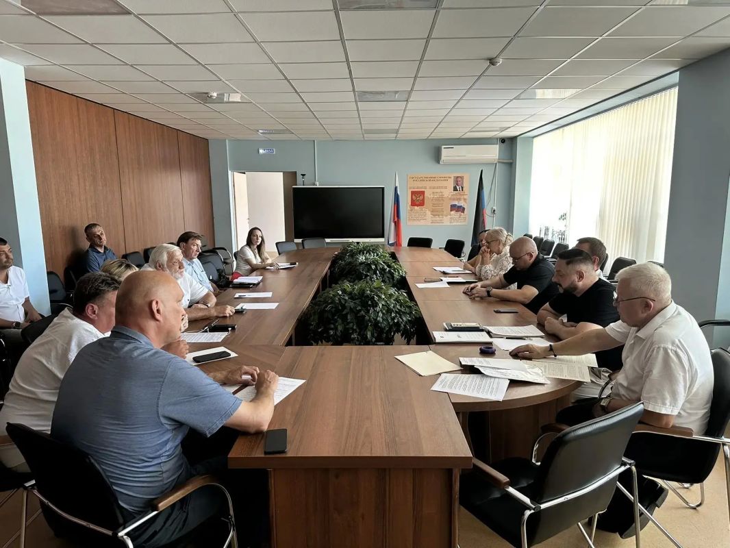 Состоялось семнадцатое внеочередное заседание Мариупольского городского совета Состоялось семнадцатое внеочередное заседание Мариупольского городского совета