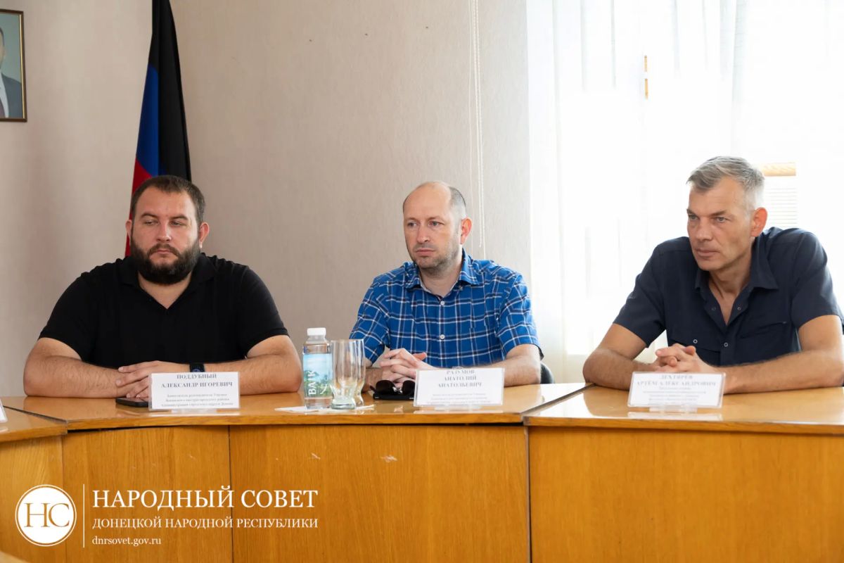 Константин Кузьмин: На передовой общения с нашими людьми Константин Кузьмин: На передовой общения с нашими людьми