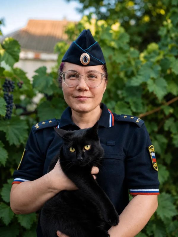 В преддверии Всемирного дня кошек, который отмечается 8 августа, мы хотим рассказать об одном из наших сотрудников, для которого забота о братьях наших меньших стала не просто увлечением, а частью жизни В преддверии Всемирного дня кошек, который отмечается 8 августа, мы хотим рассказать об одном из наших сотрудников, для которого забота о братьях наших меньших стала не просто увлечением, а частью жизни