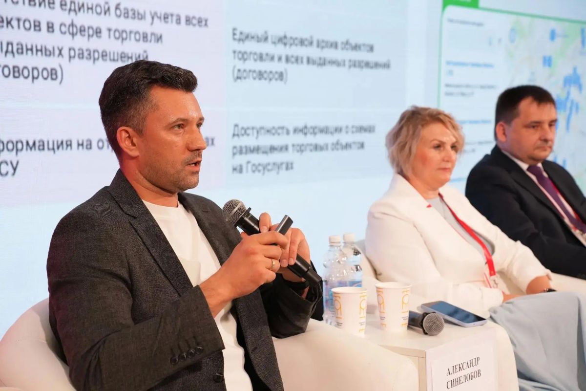 Владимир Ежиков: Второй и заключительный день форума оказался полезным в плане знакомства с перспективными решениями и наработками на стыке IT и государственного управления Владимир Ежиков: Второй и заключительный день форума оказался полезным в плане знакомства с перспективными решениями и наработками на стыке IT и государственного управления