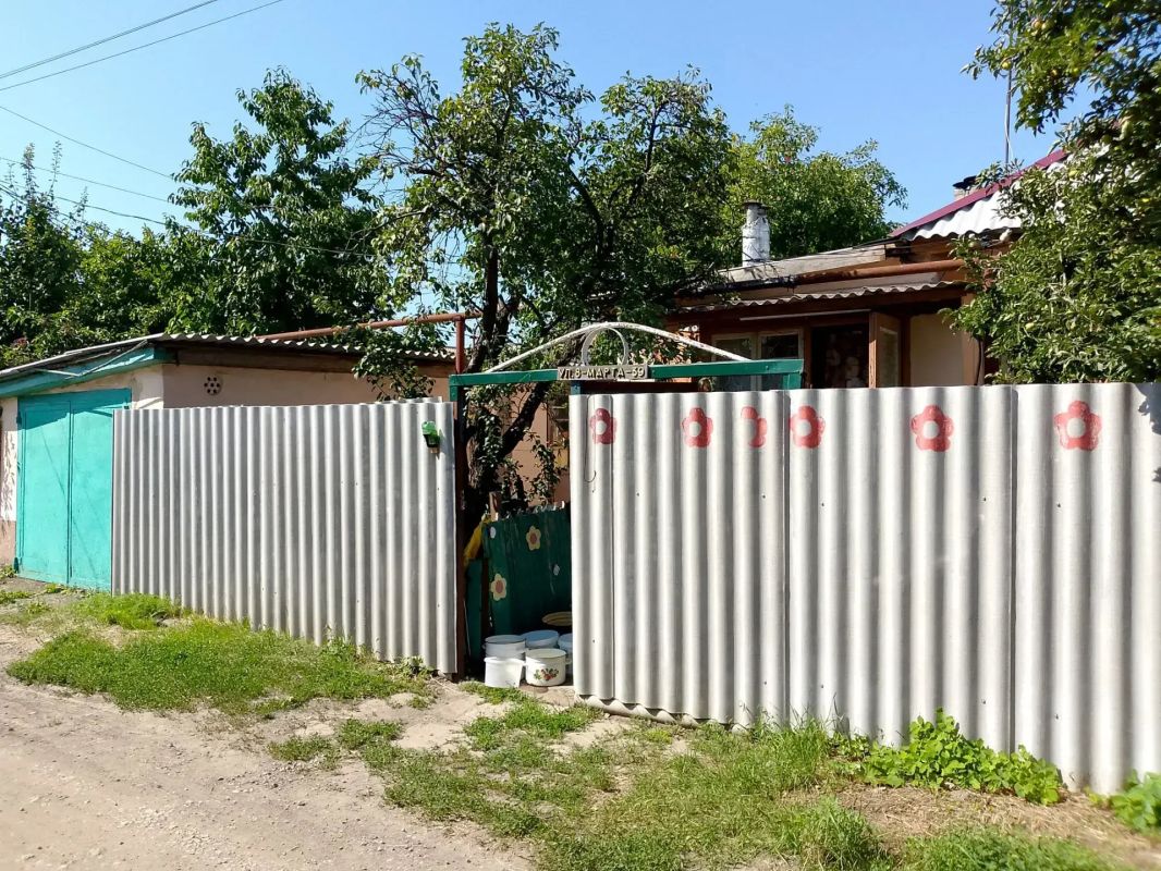 В Кировском внутригородском районе при поддержке региона-шефа Московская область продолжается подвоз воды для жителей домов, в которые в установленный графиком день не поступила вода В Кировском внутригородском районе при поддержке региона-шефа Московская область продолжается подвоз воды для жителей домов, в которые в установленный графиком день не поступила вода