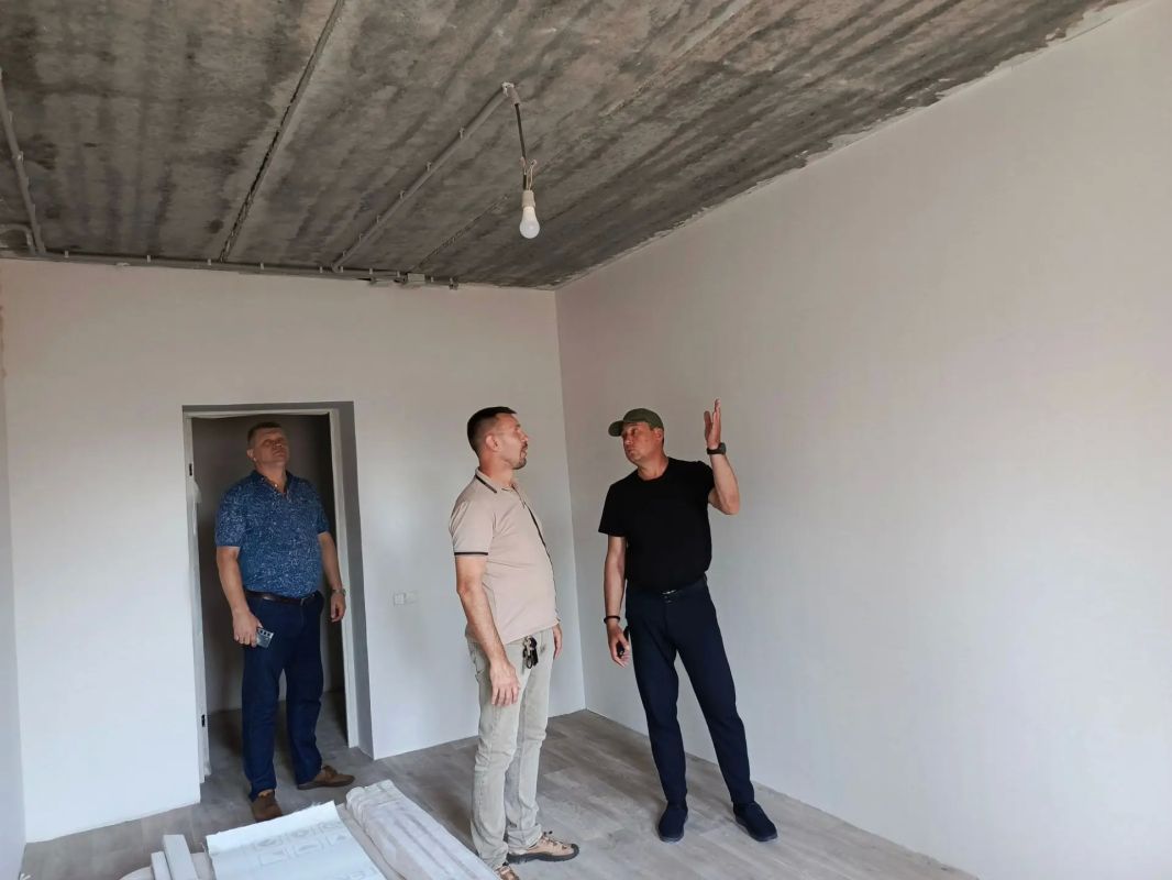 Константин Зинченко: О ходе строительства компенсационного жилья на ул. Ленина