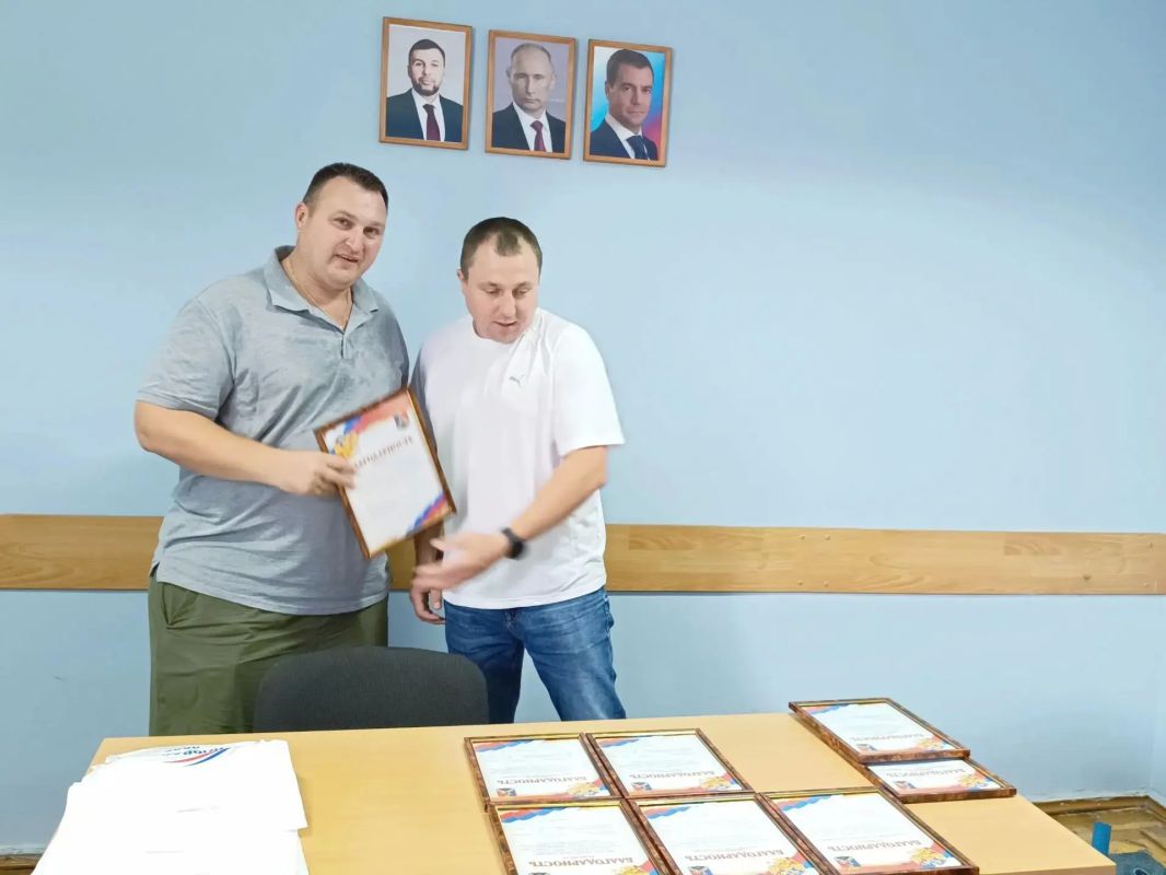 Денис Зубов: В городском округе Иловайск состоялось мероприятие, посвящённое Дню физкультурника — празднику, который объединяет всех, кто активно занимается физической культурой и спортом, пропагандирует здоровый образ жизни... Денис Зубов: В городском округе Иловайск состоялось мероприятие, посвящённое Дню физкультурника — празднику, который объединяет всех, кто активно занимается физической культурой и спортом, пропагандирует здоровый образ жизни...