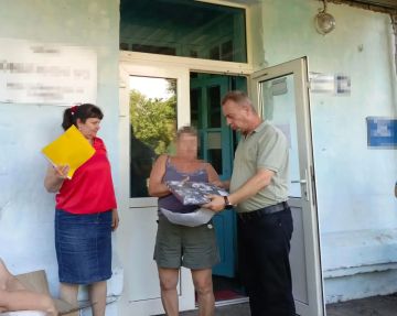 Встретился с нашими гражданами, проживающими в общежитии г. Енакиево