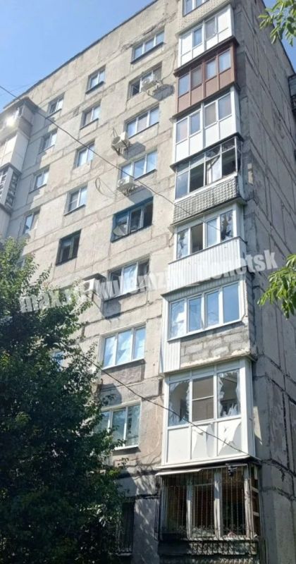 Алексей Кулемзин: Последствия атаки укронацистов в Куйбышевском районе Алексей Кулемзин: Последствия атаки укронацистов в Куйбышевском районе