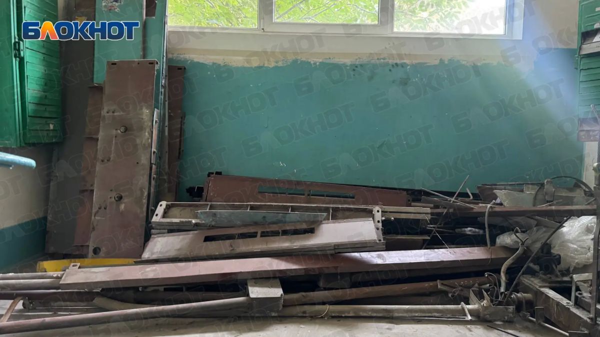 Заменили, но запустить не могут: жители одного из домов в Донецке несколько месяцев ждут включения лифта Заменили, но запустить не могут: жители одного из домов в Донецке несколько месяцев ждут включения лифта