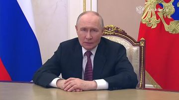 Владимир Путин: Сегодня строители – это прямые продолжатели лучших отечественных традиций, а строительная отрасль – одна из ведущих и прогрессивных, надёжная основа для нашего дальнейшего движения вперёд
