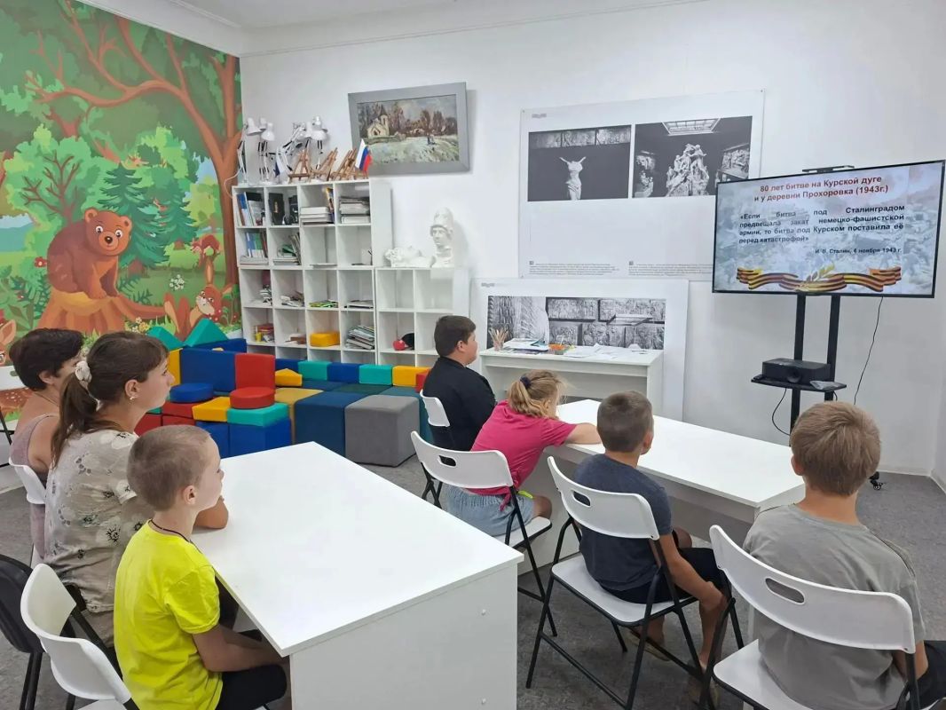 Летние каникулы для ребят из Новоазовского округа проходят познавательно и весело Летние каникулы для ребят из Новоазовского округа проходят познавательно и весело