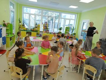 Мариупольские дошколята отметили литературный день рождения Мухи-Цокотухи