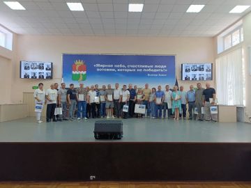 Амвросиевка чествует своих героев!