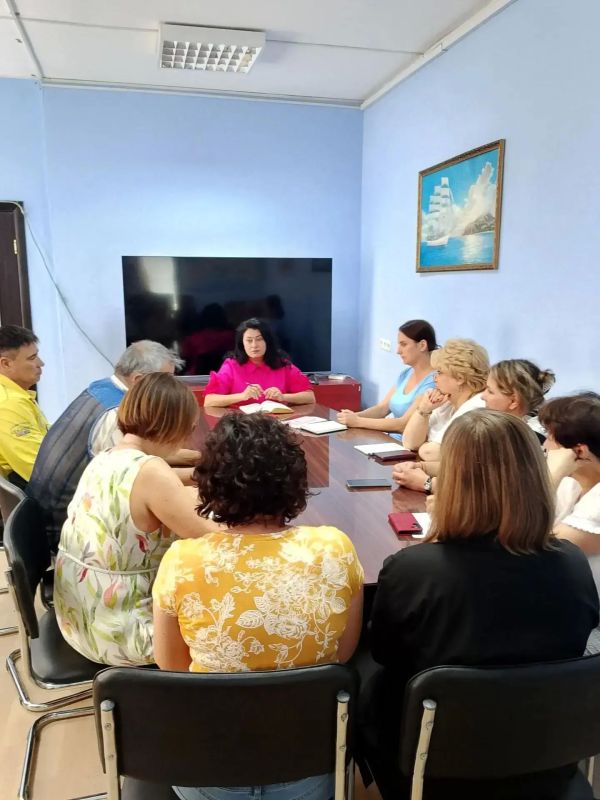 Рабочая встреча в Управе Приморского внутригородского района города Мариуполь: ситуация с водой и светом