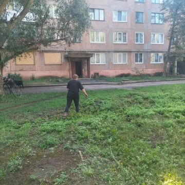 Иван Приходько: Уважаемые жители Горловки! Представляю вам еженедельный отчет о деятельности Горловского филиала единого регионального фонда по управлению многоквартирными домами на территории Донецкой Народной Республики